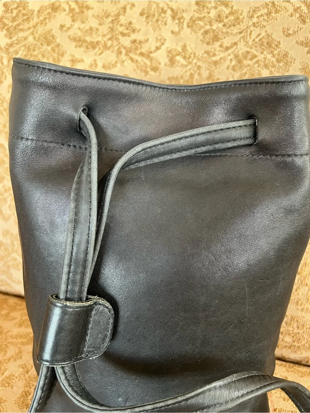 Vintage coach black Cornelius sling bag 4162, made in 1997